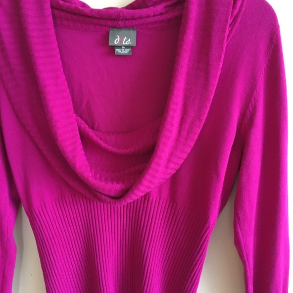 Dots Fuscia Pullover Cowl Neck Sweater - Picture 2 of 7
